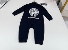 Load image into Gallery viewer, Baby clothes
