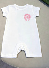 Load image into Gallery viewer, Baby clothes
