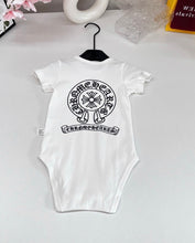 Load image into Gallery viewer, Baby clothes
