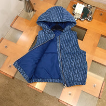 Load image into Gallery viewer, Children vest
