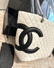 Load image into Gallery viewer, Mommy bag
