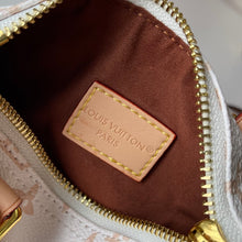 Load image into Gallery viewer, Mommy bag mini
