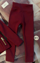 Load image into Gallery viewer, burgundy &amp; gold zipper yoga set for kids Ready to ship 3-5 days 💕
