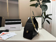 Load image into Gallery viewer, Mommy bag
