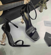 Load image into Gallery viewer, Mommy heels
