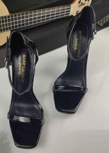 Load image into Gallery viewer, Mommy heels
