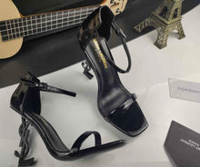 Load image into Gallery viewer, Mommy heels
