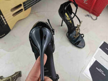 Load image into Gallery viewer, Mommy heels
