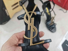 Load image into Gallery viewer, Mommy heels
