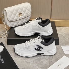 Load image into Gallery viewer, Mommy shoes
