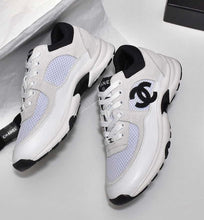 Load image into Gallery viewer, Mommy shoe
